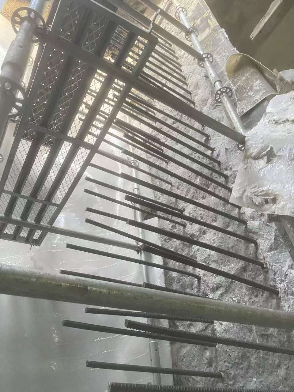 德阳墙体开裂有没有安全隐患?